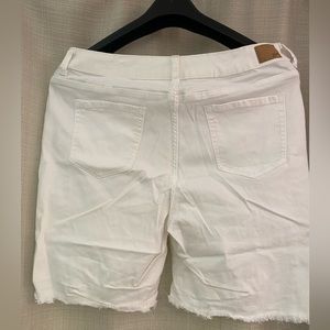 R1893 Women’s Jean Bermuda Shorts Size 16 Women’s